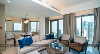 Apartment with 3 bedrooms in Address Harbour Point, Dubai, UAE